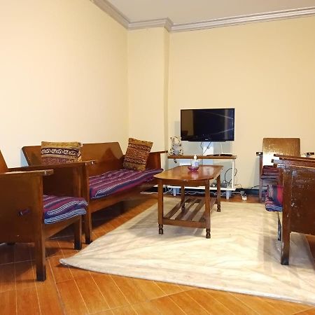 Fully Furnished Condo In The Center Of Адис Абеба Екстериор снимка